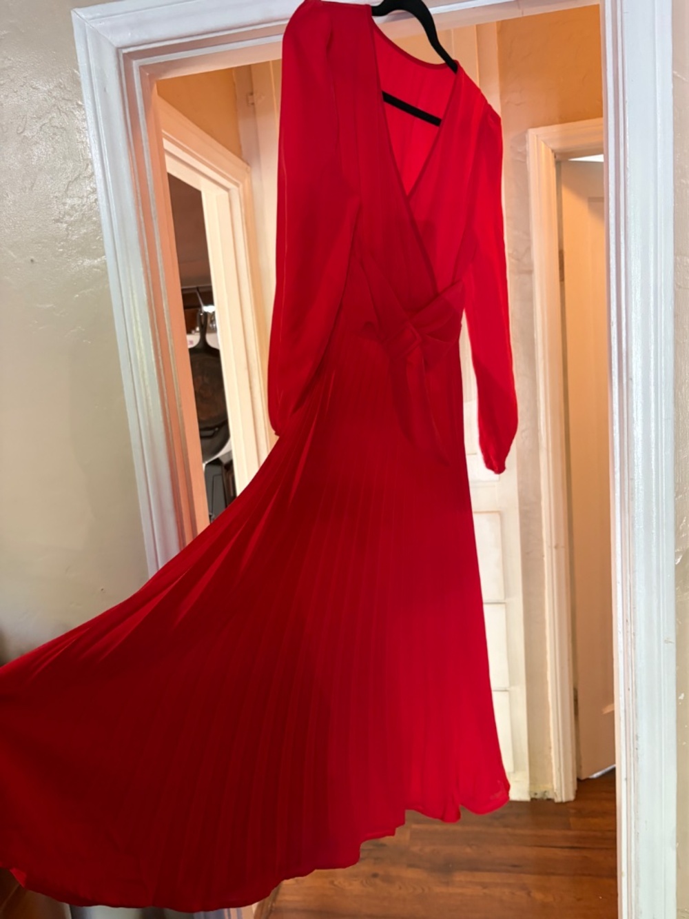 NWT Red Pleated Retro Dress by S. Deer ♥️ Holiday, Flowy, Romantic Size Large